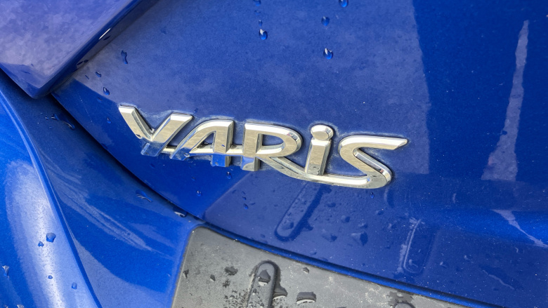 Toyota Yaris 1.5 VVT-i Icon Tech 5dr Petrol Hatchback